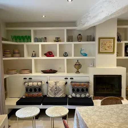 펜션 Maison De Village 3 Avec Petite Terrasse