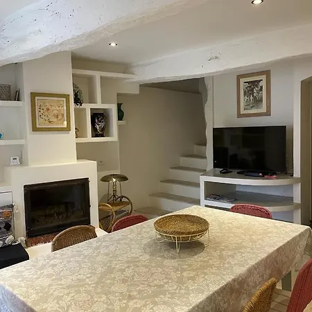 Maison De Village 3 Avec Petite Terrasse *
